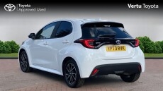 Toyota Yaris 1.5 Hybrid Design 5dr CVT Hybrid Hatchback